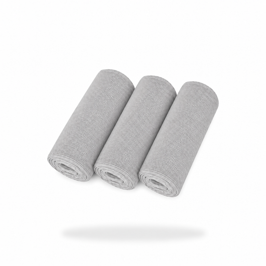 Three FibreKing Soft Edgeless Multi-Purpose Microfibre Cloths (3 Pack) are arranged side by side on a white background, showcasing their scratch-free cleaning performance.